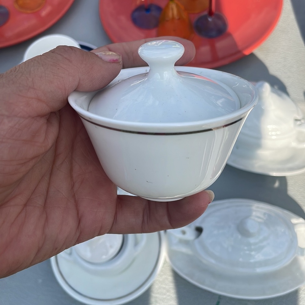 Mini White Ceramic Dining Set - Picture 4 of 5